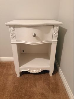 Night stand
