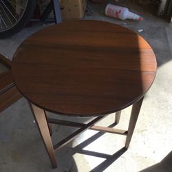 Antique table Styl 6774B Perfect condition