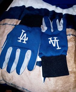 Dodgers gloves