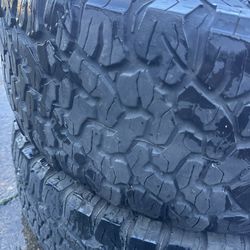 285/70/17 Tires 