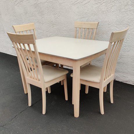 Dining Set Extendable Kitchen Table & 4 Chairs