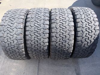 (4) 285/55R20 Bfgoodrich All-Terrain A/T KO2