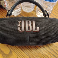 JBL Charge 6 Wireless Bluetooth Speaker (Black)