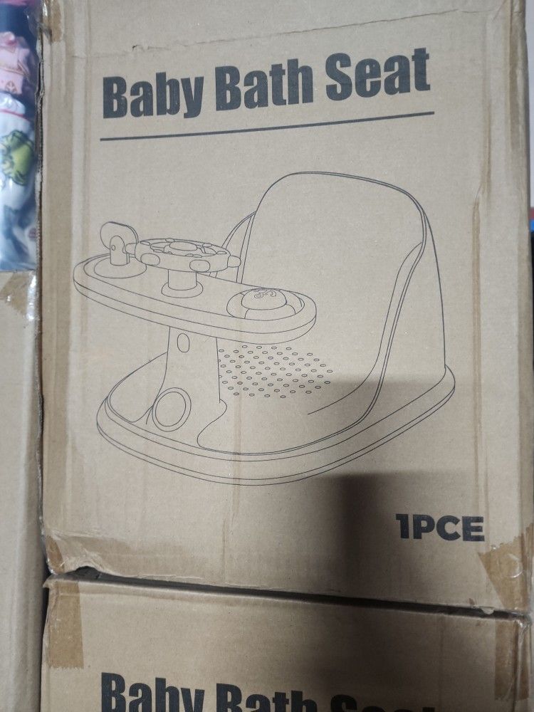 Baby Bath Seat (TAKING OFFERS)