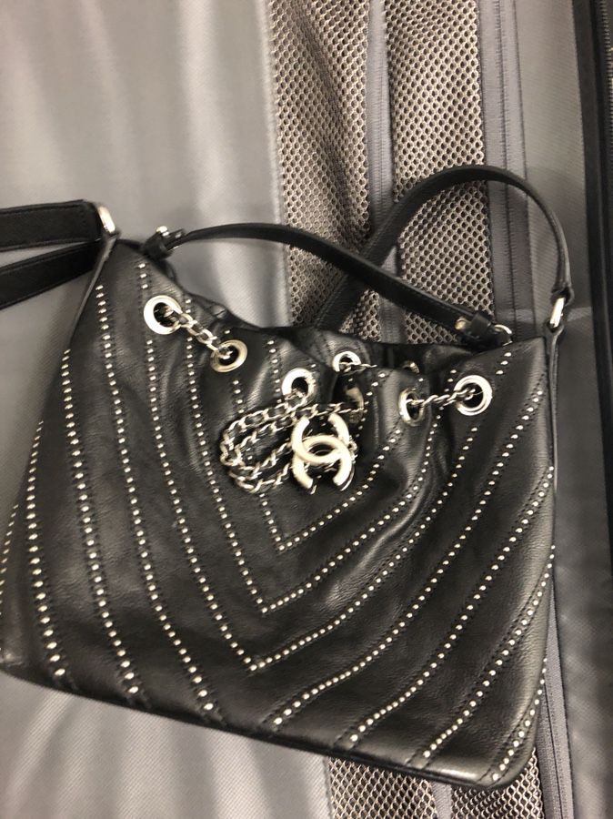 Chanel Urban Spirit Drawstring Bag Iridescent Chevron Calfskin Large Silver  6352658