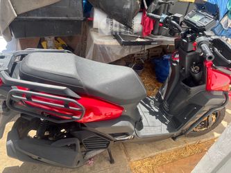 Tank 200 street bike