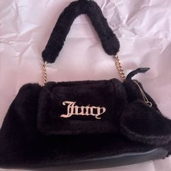 Juicy Couture fluffy, licorice shoulder bag, fluffy heart charm, gold chain strap