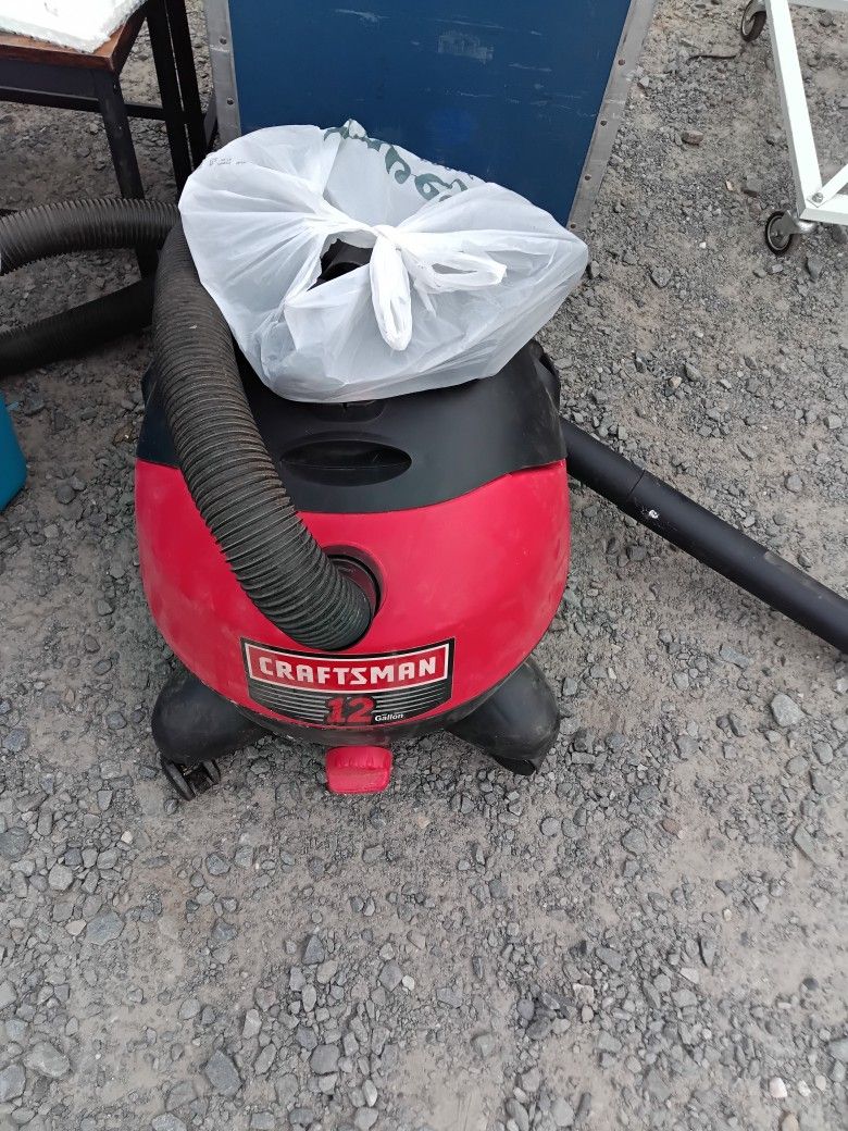 Craftsman 12 Gallon Shoc Vac