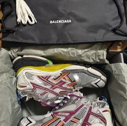 Balenciaga runners
