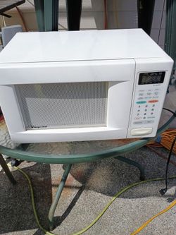 Magic chef microwave