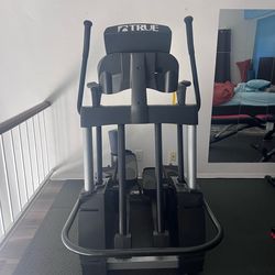 True Commercial elliptical - Great condition