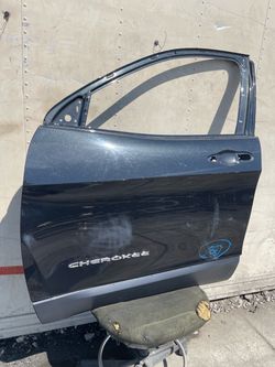 2019 2020 2021 jeep Cherokee front door lh side driver side