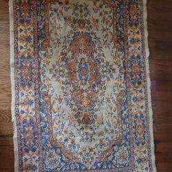 Rug ,Blue /Red /Khaki