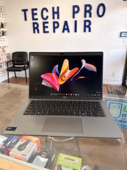 Dell 5450 intel Ultra 5, 256gb SSD, 16gb RAM. In great working condition!