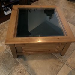 Coffee Table (opens From Both Sides)