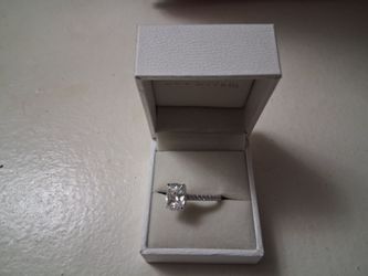 Size 8 woman's engagement ring