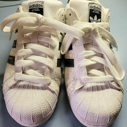 Adidas Sneakers 