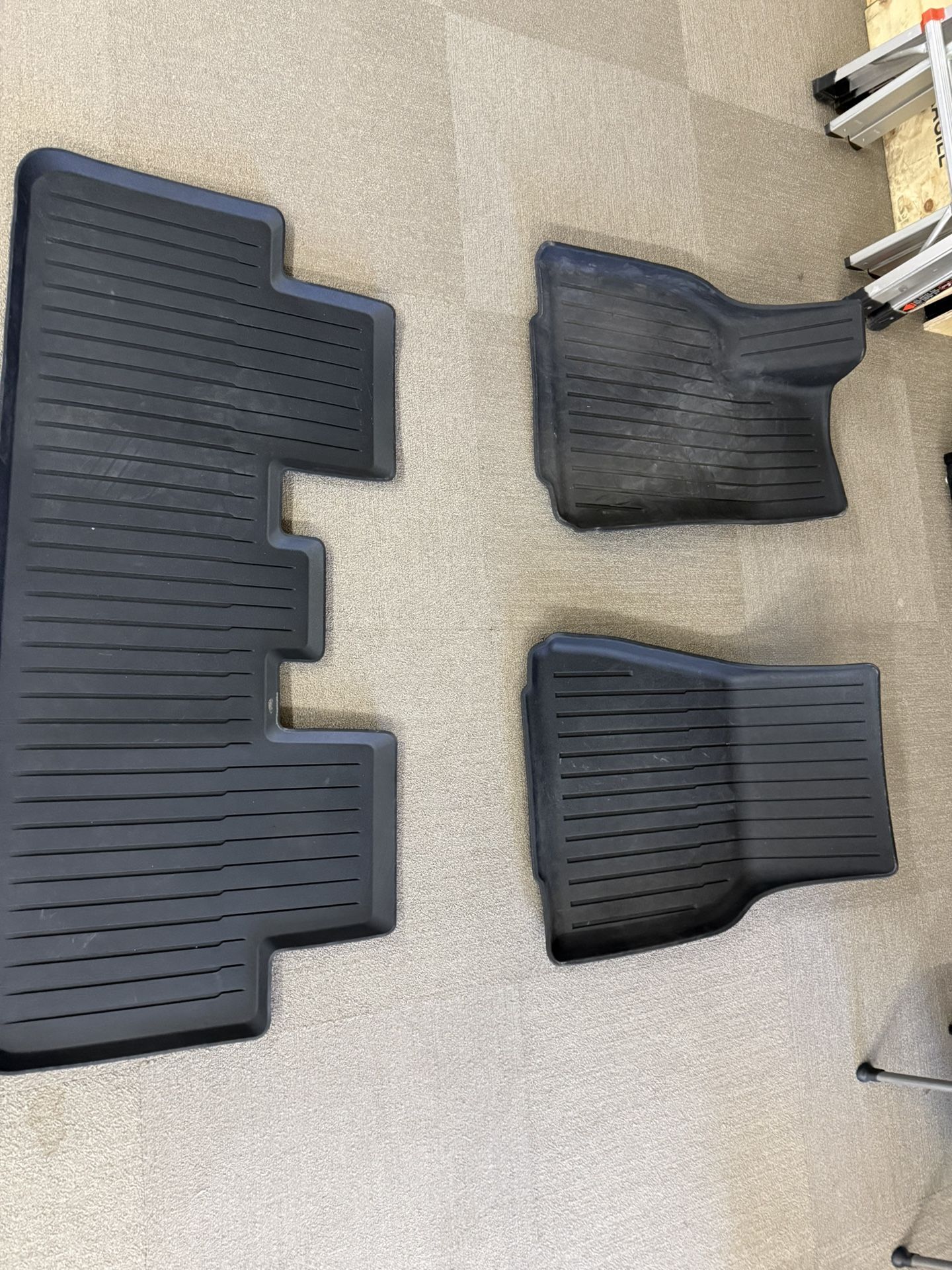 2024 Tesla Model Y Floor Mats