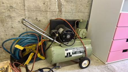 Vintage Sears portable air compressor