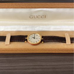 GENUINE Vintage 1970/80s Gucci Lizardskin Watch