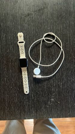 Apple Watch Series 5 40mm