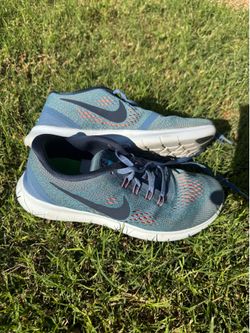 Nike Free RN women's running shoes size 7.5
