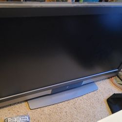 47 Inch LCD Moniter With Internal Speakers