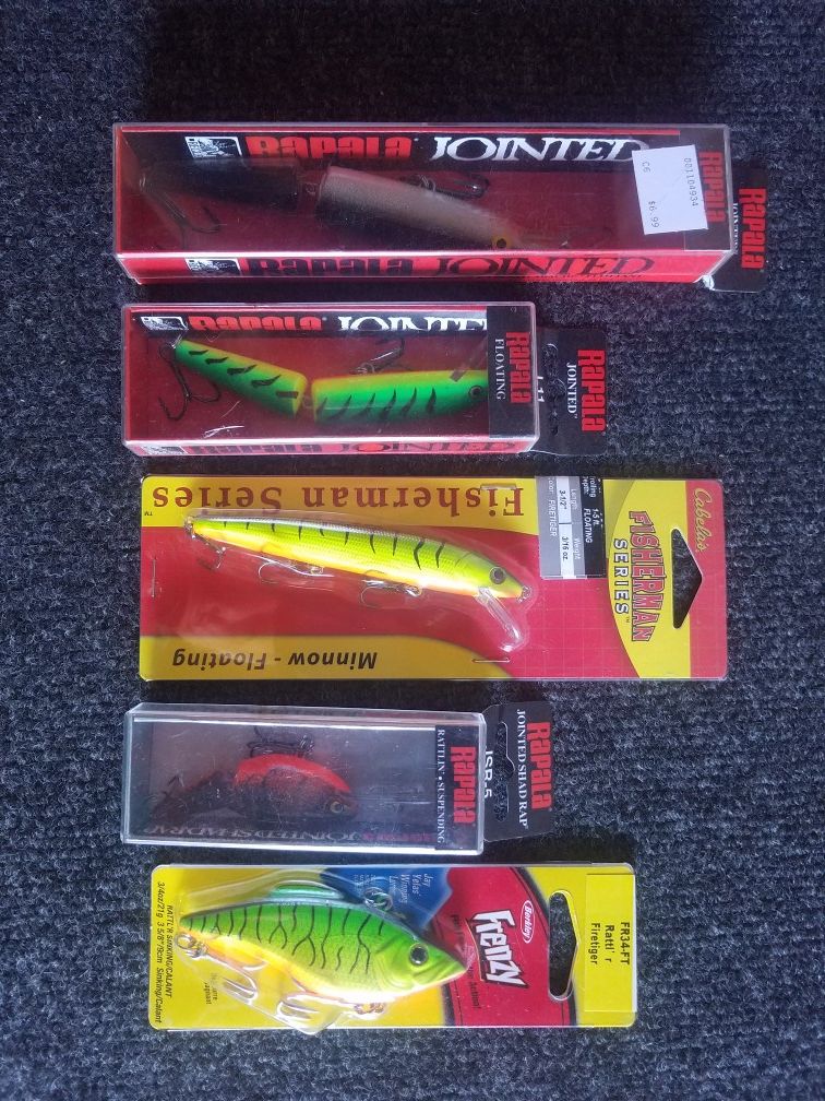 Assorted fishing lures