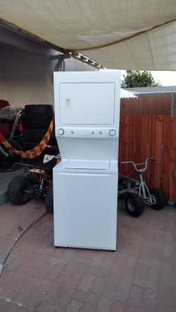 Stackable washer gas dryer
