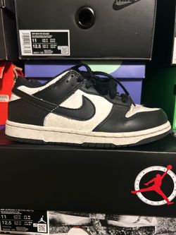 Kids Nike dunk low panda 1Y