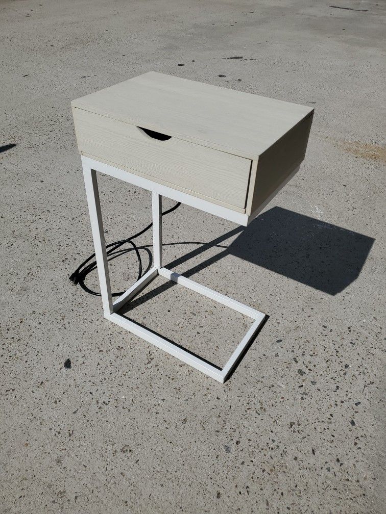 End Table Night Stand with Built-in Electrical Power Plug and 2 USB Phone Power Plugs