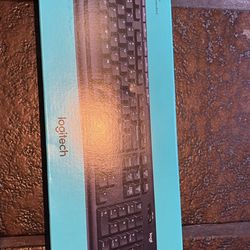 Logitech Wireless Keyboard And Mouse - NEW P/u 98008