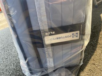 King Sealy Pillowtop Mattress Set