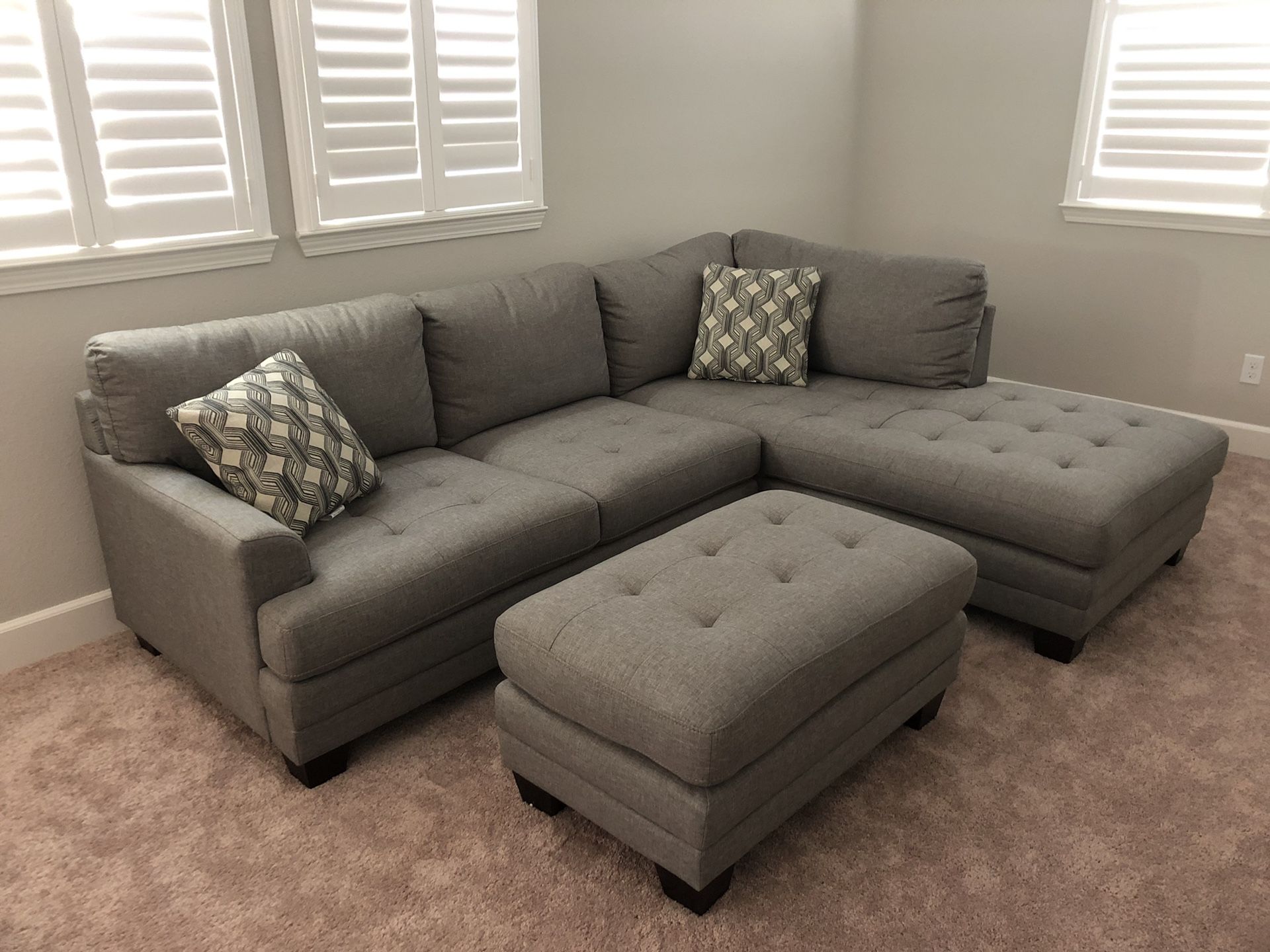 Mitch Fabric Sectional with Ottoman