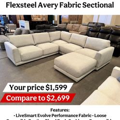 Flexsteel Avery Fabric Sectional