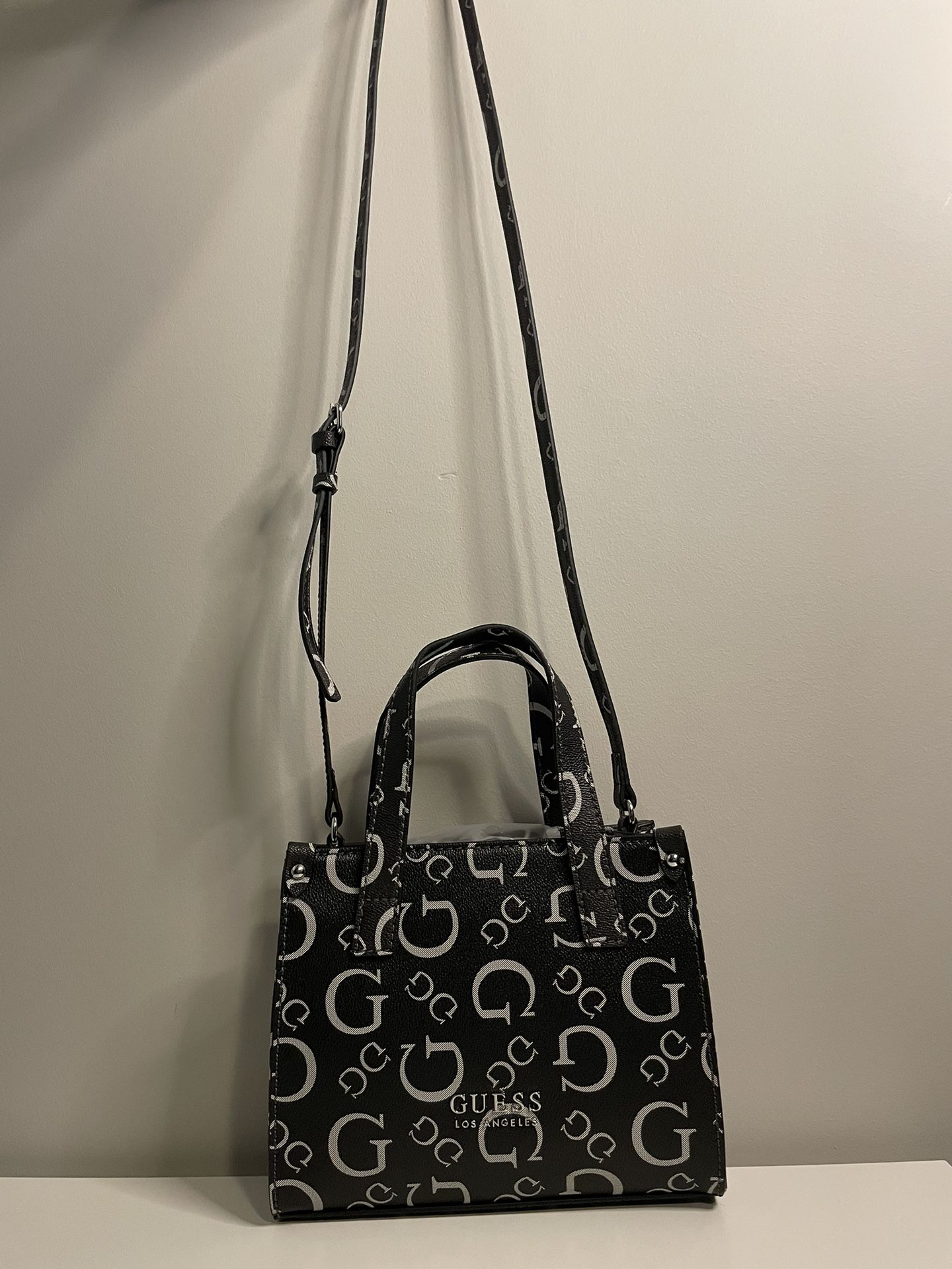 GUESS LOS ANGELES Crossbody Bag