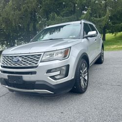 2016 Ford Explorer Platinum 