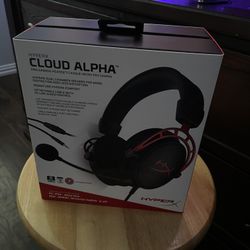 Hyper x Cloud Alpha Headset