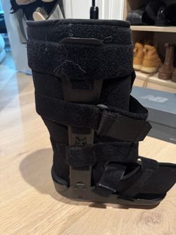 Black Medical Walking Boot Brace