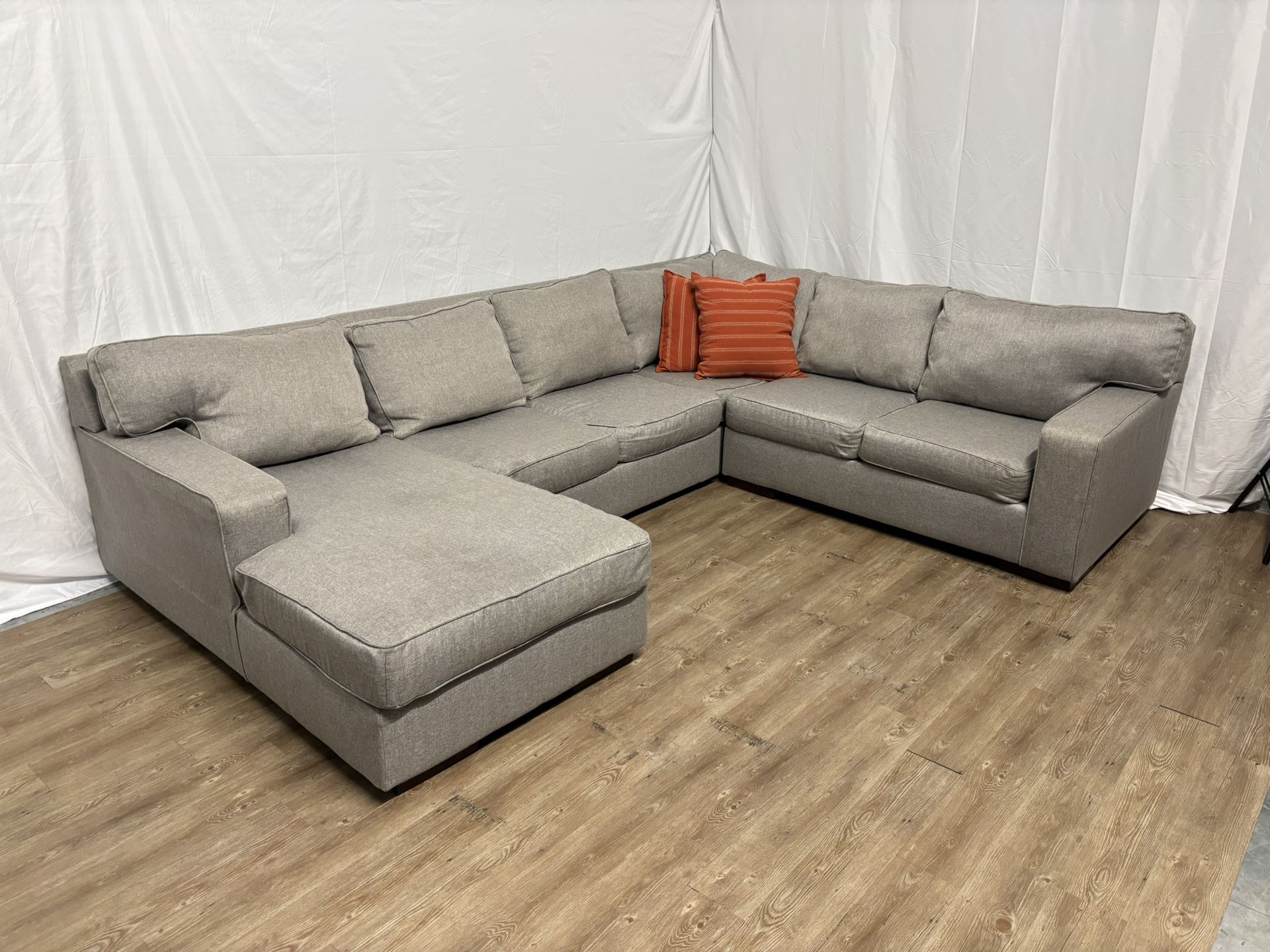 Large Gray Sectional Couch With Chaise