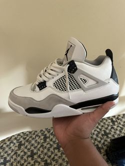 Jordan 4 Milatary Black Size 11
