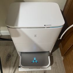 Ecovacs Deebot X2 OMNI Robotic Vacuum Cleaner & Mop