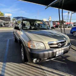 2004 Mazda Tribute