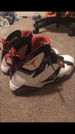 Jordan 7’s “ugly sweater” size 12