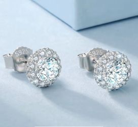 Cluster Moissanite Earrings Size 5mm