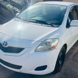 2012 Toyota Yaris