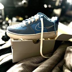 Nike Air Force 1