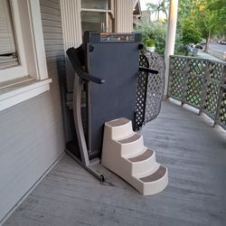 Treadmill 