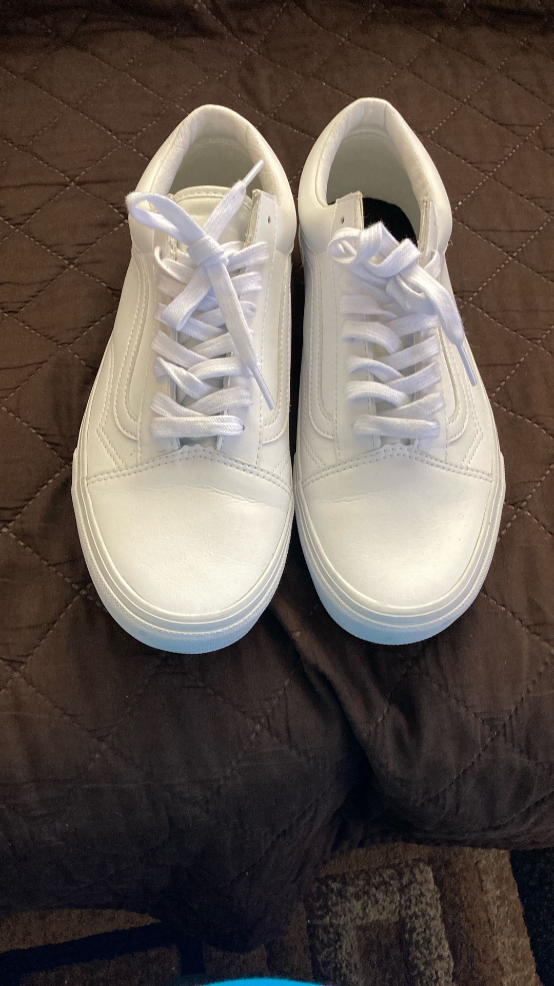VANS. Shoes. Size 11