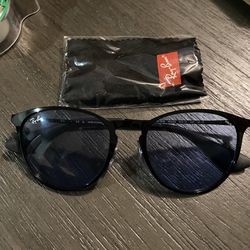 Never Used Ray Ban Sunglasses 